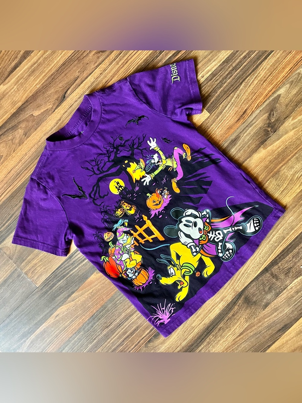 Disneyland Resort Halloween tee